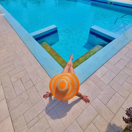 Lejlighed Ca' Leone - Sans Souci - With Pool Mira
